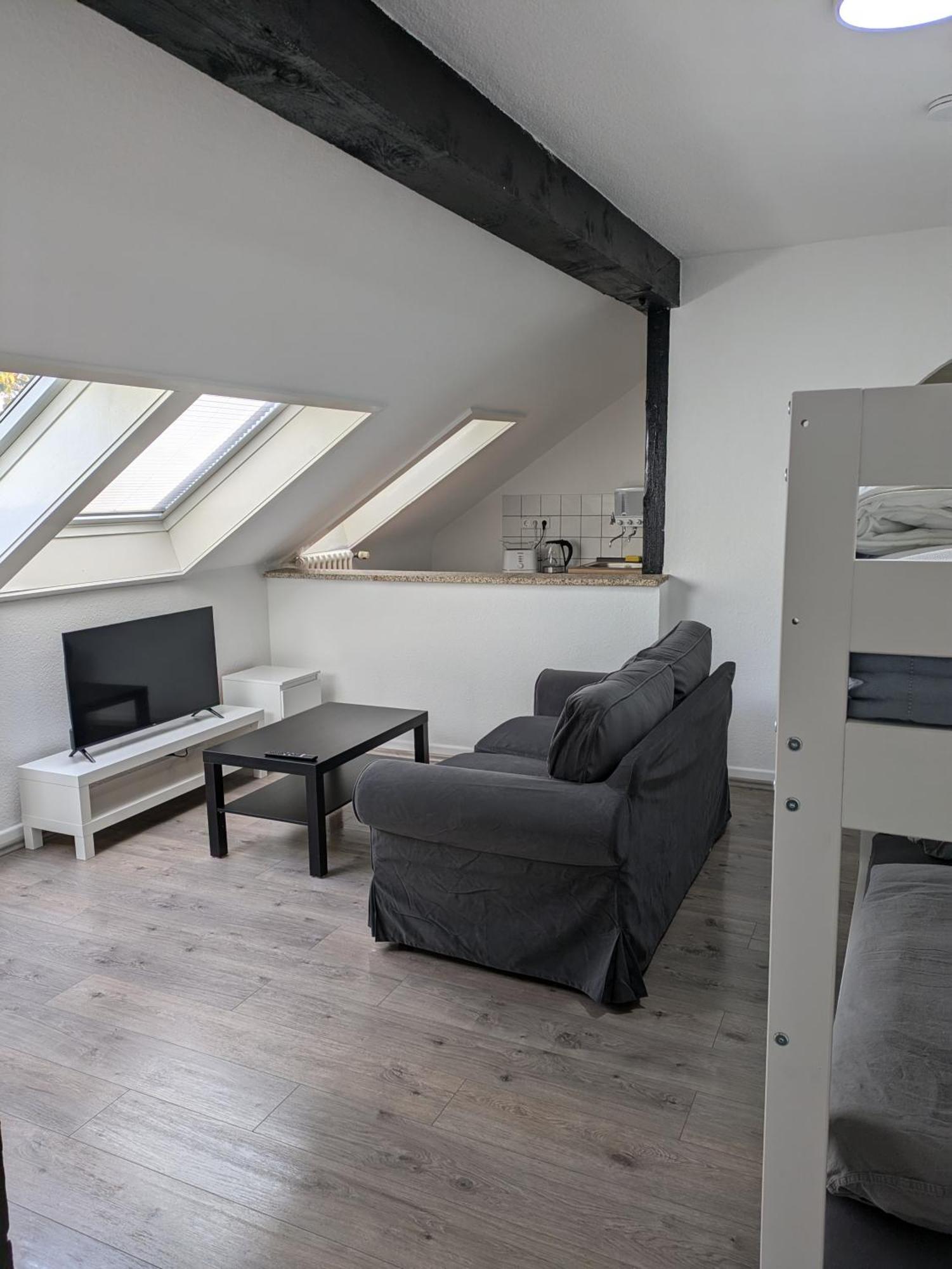 Interaktiv Appartements In Ratingen - Duesseldorferstrasse Exterior foto